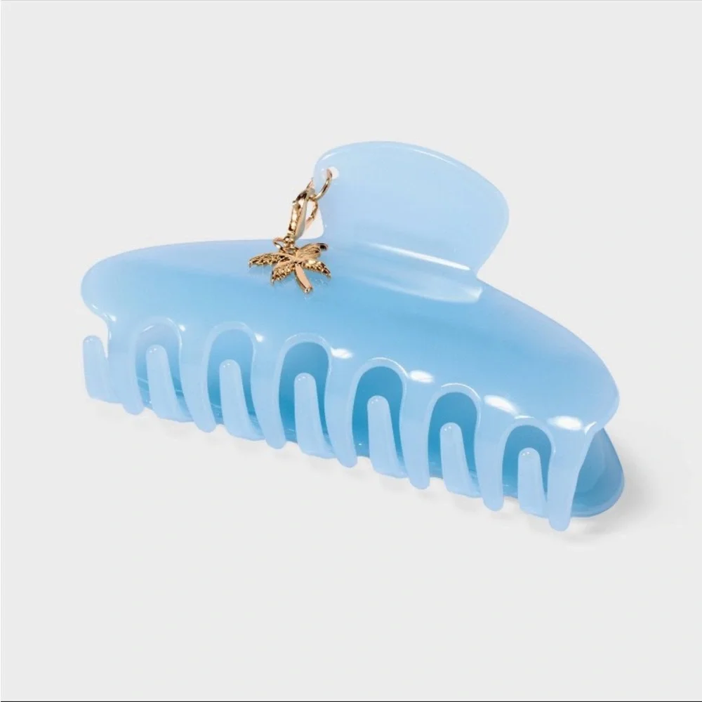 Charm Claw Clip Light Blue - Roller Rabbit x Target NEW - Picture 3 of 3